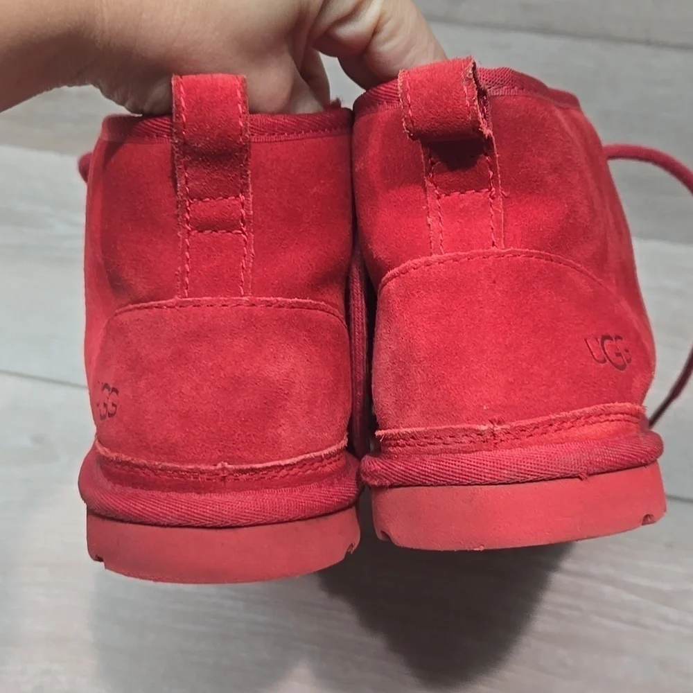 UGG Australia Mens Neumel 3236 Ankle Red Suede Sheepskin Boots Sz 8